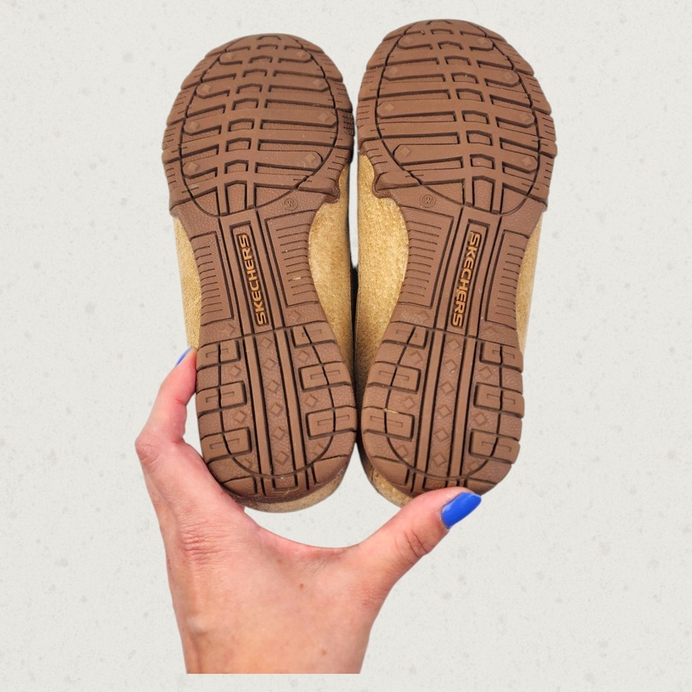 Skechers Wide Fit Tan Suede Sneakers Air-Cooled Memory Foam Low Top Size 8.5 - Picture 7 of 9